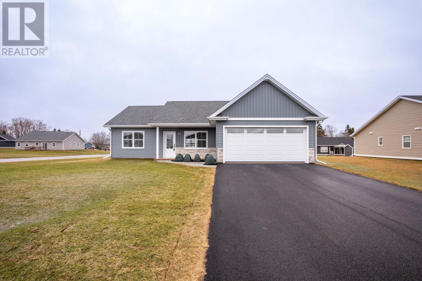 32 Anne Avenue, Charlottetown, Prince Edward Island  C1C 0T1 - Photo 47 - 202604792