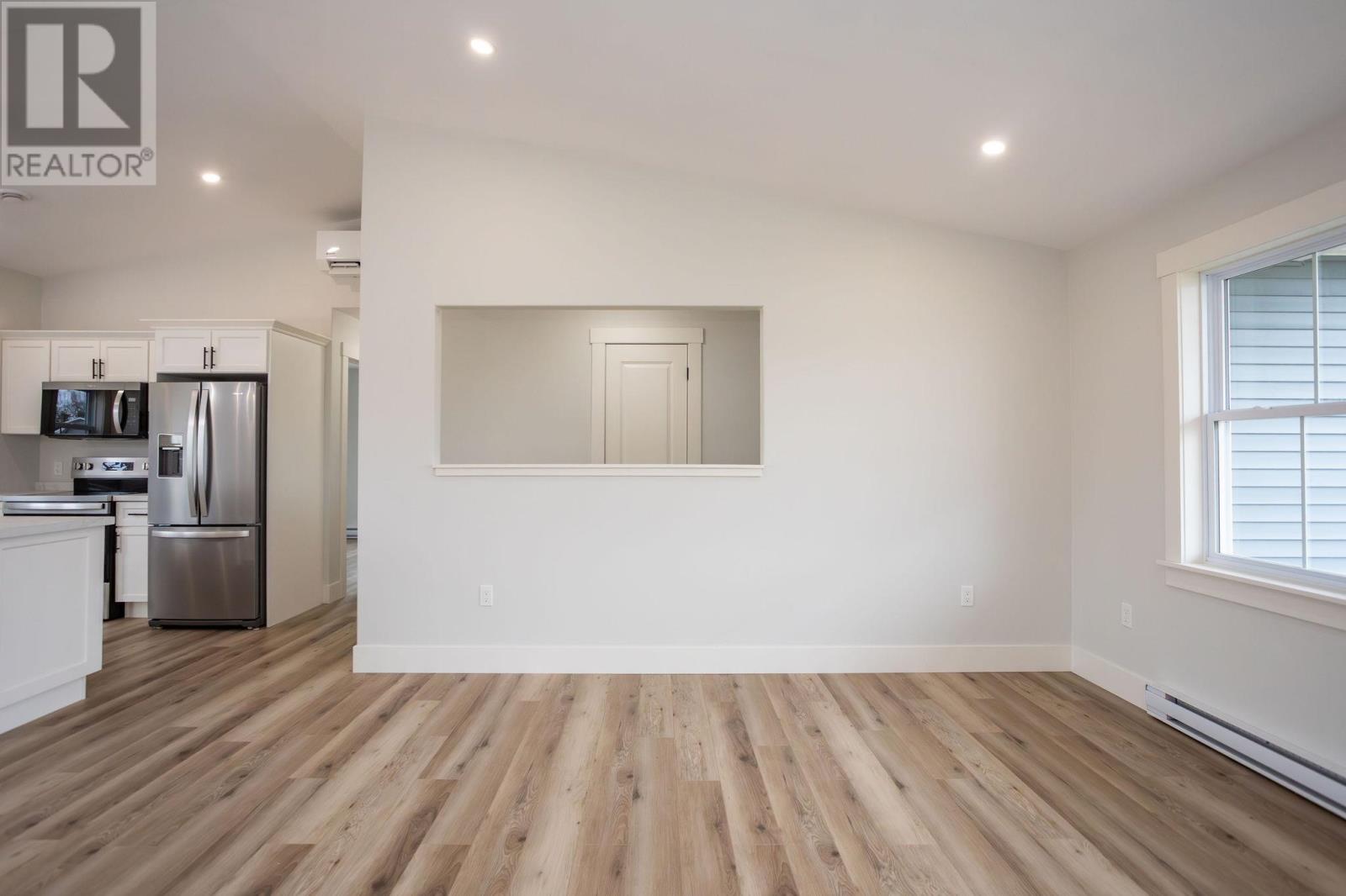 32 Anne Avenue, Charlottetown, Prince Edward Island  C1C 0T1 - Photo 8 - 202604792