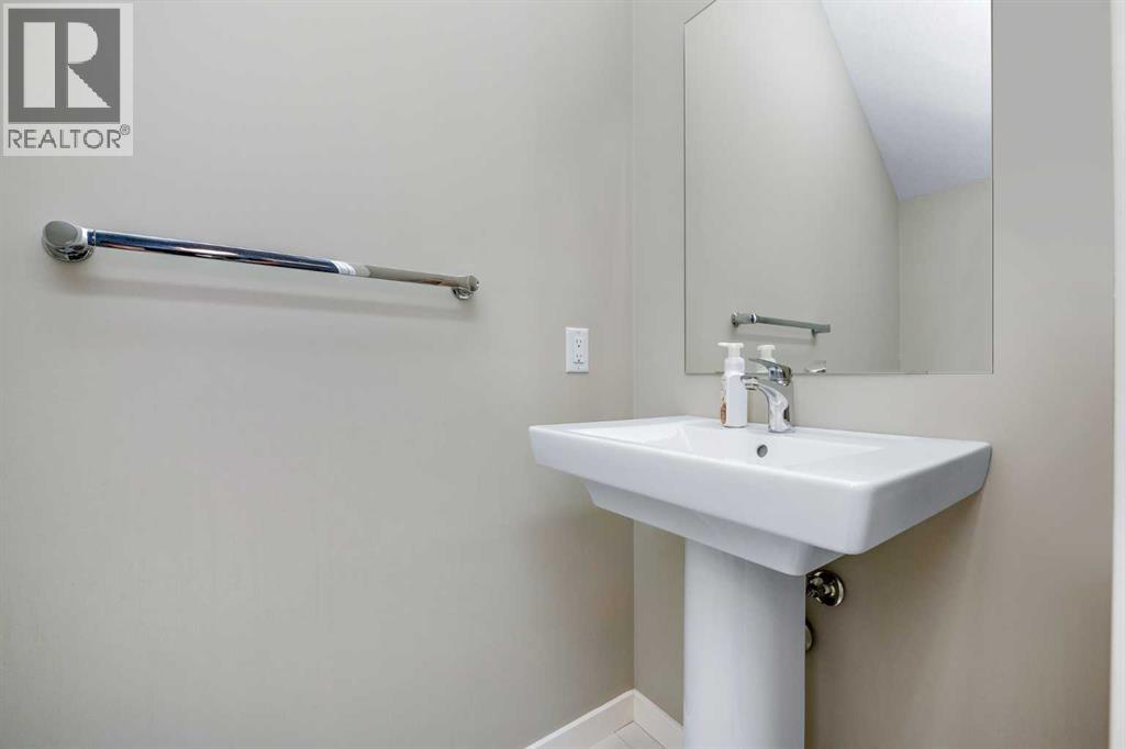 100 Copperstone Villas Se, Calgary, Alberta  T2Z 5E3 - Photo 14 - A2291995