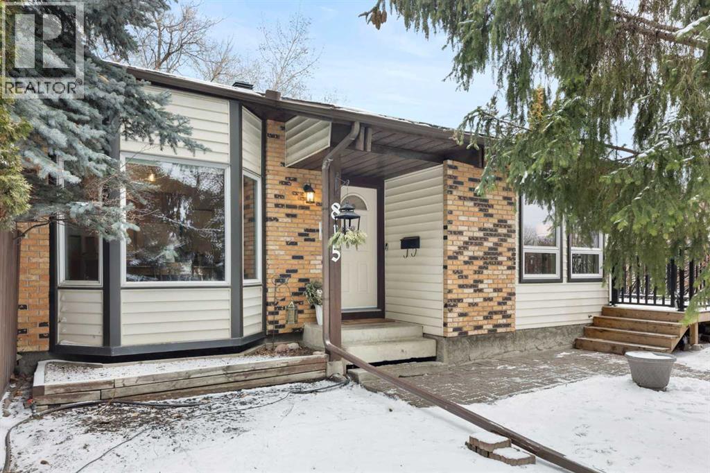 815 Ranchview Circle Nw, Calgary, Alberta  T3G 1B2 - Photo 2 - A2292143