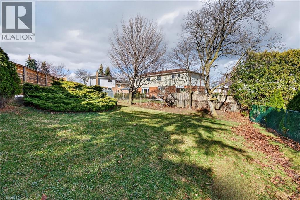 2378 Arnold Crescent, Burlington, Ontario  L7P 4G3 - Photo 46 - 40810943