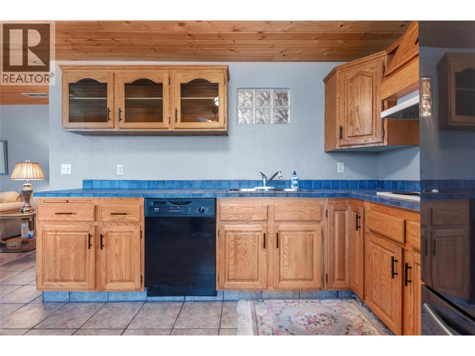 1214 Peachcliff Drive, Okanagan Falls, British Columbia  V0H 1R1 - Photo 20 - 10378743