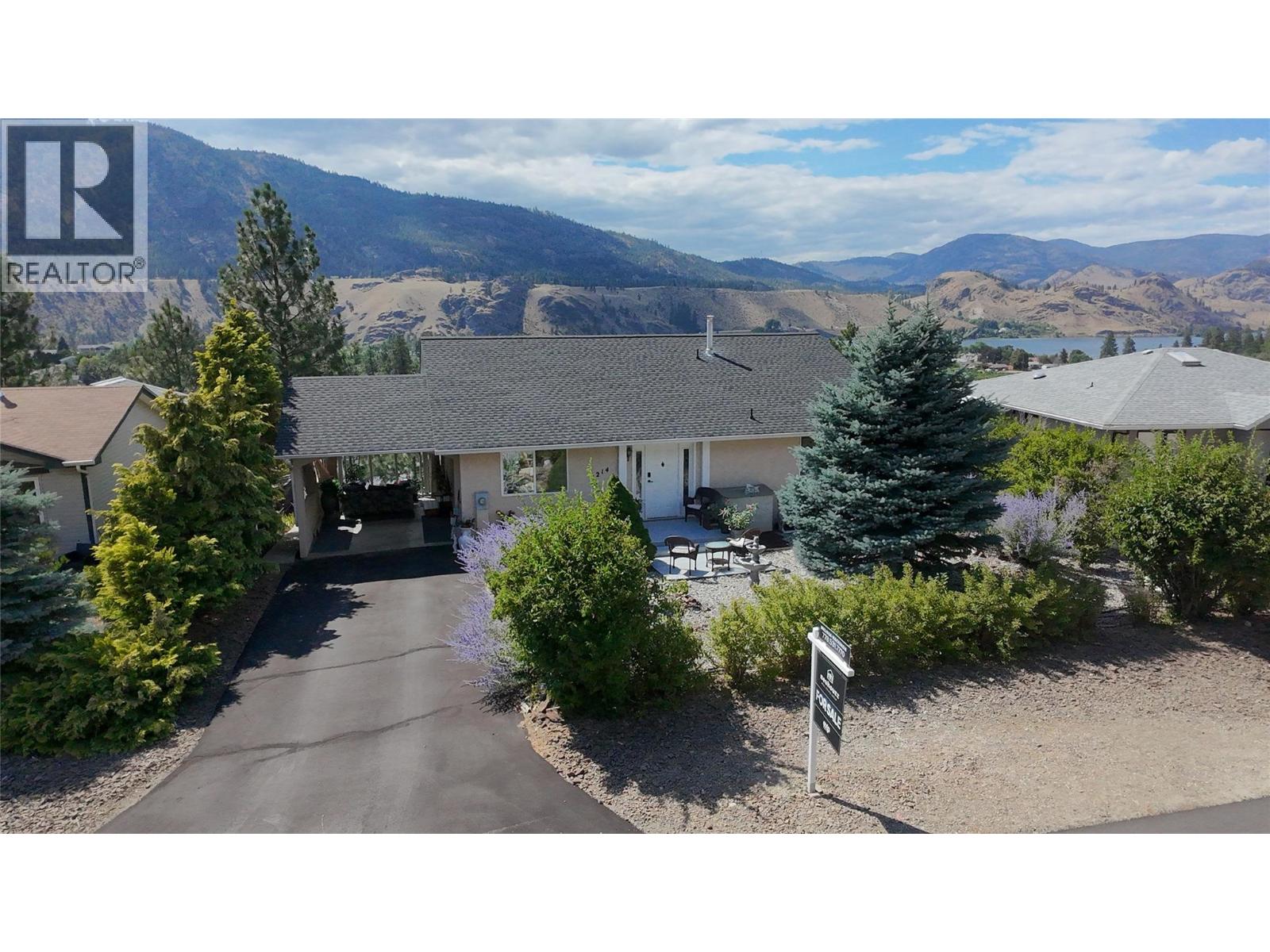 1214 Peachcliff Drive, Okanagan Falls, British Columbia  V0H 1R1 - Photo 2 - 10378743