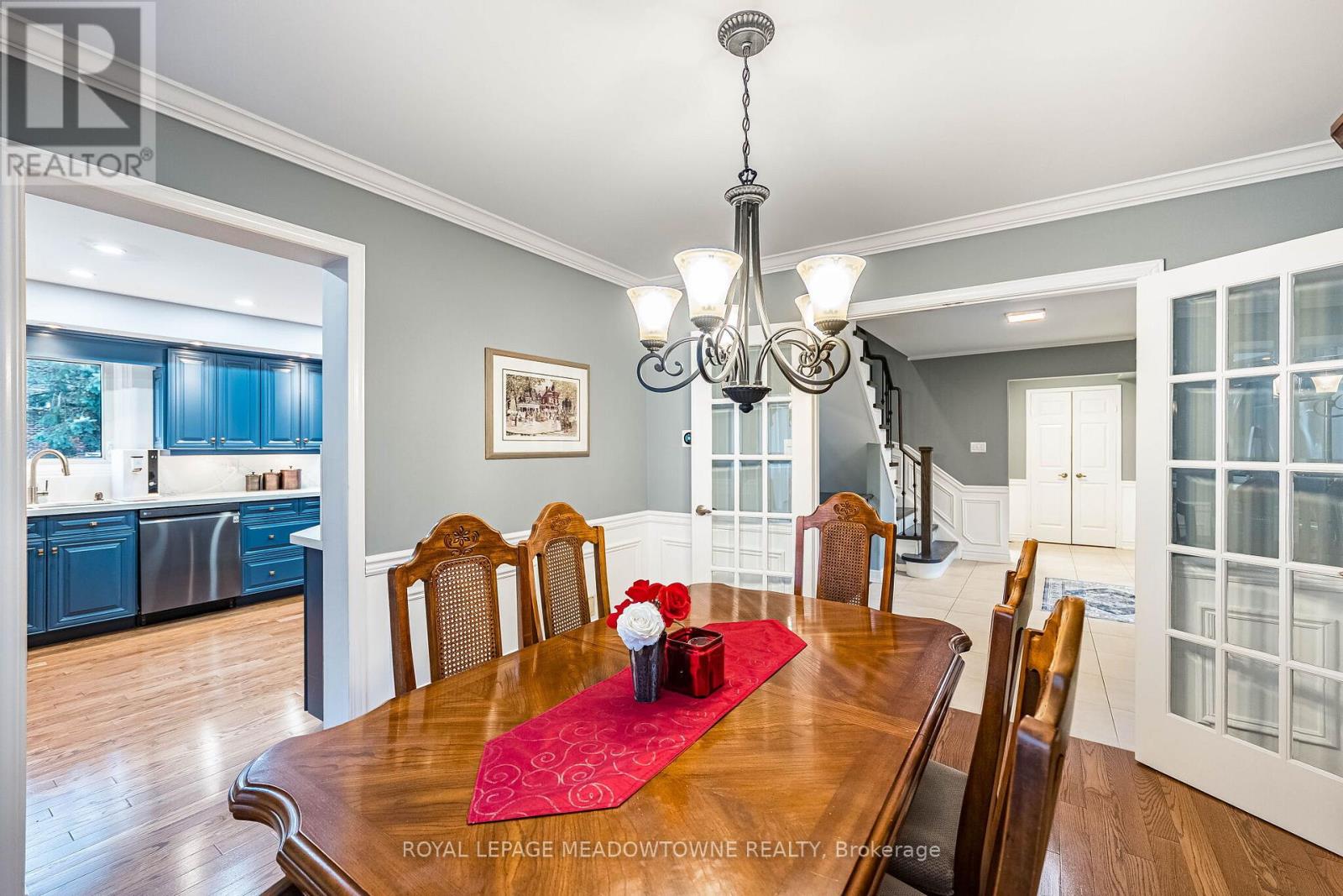 8 Wadsworth Circle, Brampton (Snelgrove), Ontario  L6Z 1W7 - Photo 11 - W12892346