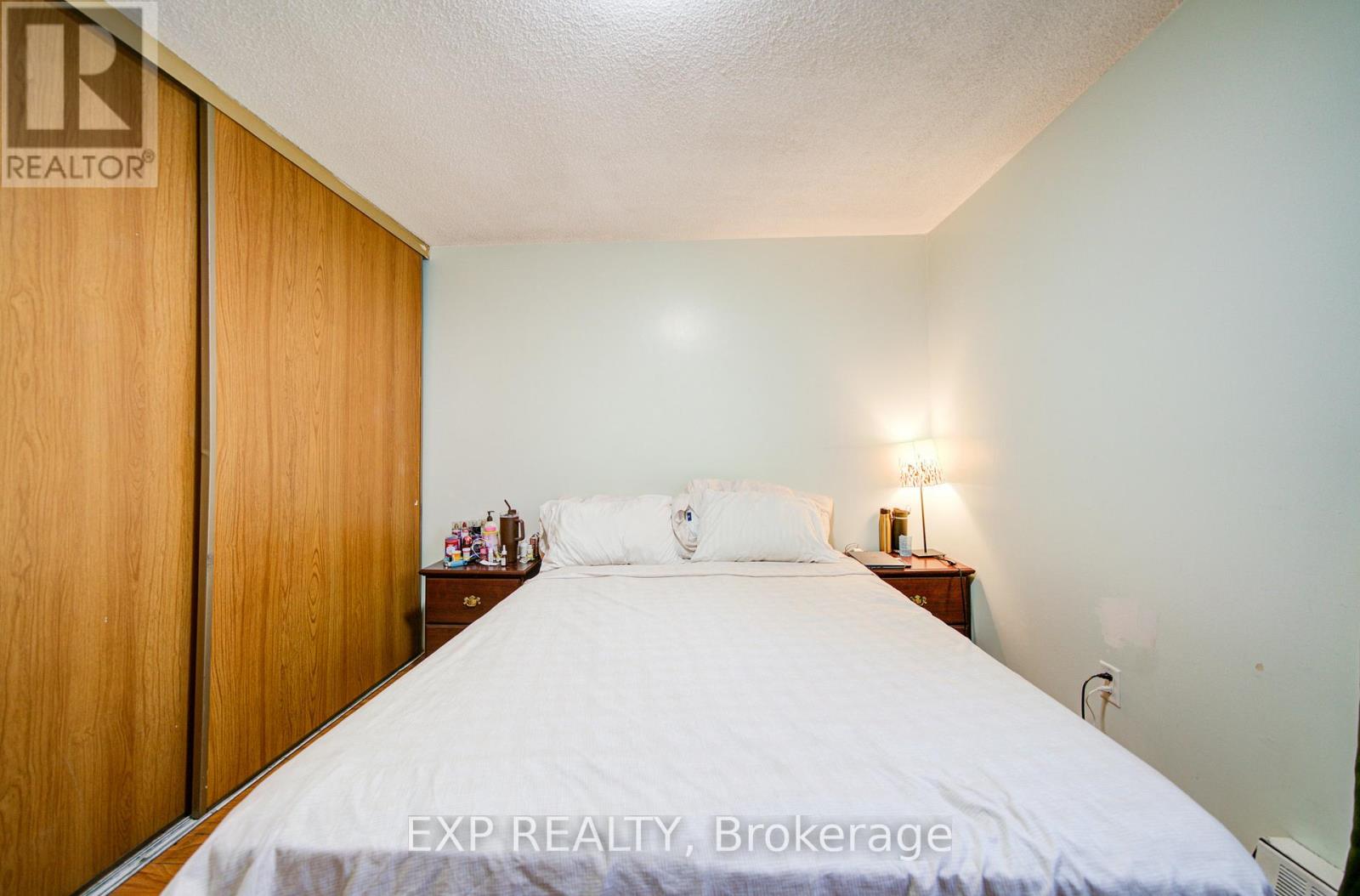 402 - 50 Lotherton Pathway, Toronto (Yorkdale-Glen Park), Ontario  M6B 2G8 - Photo 15 - W12892402