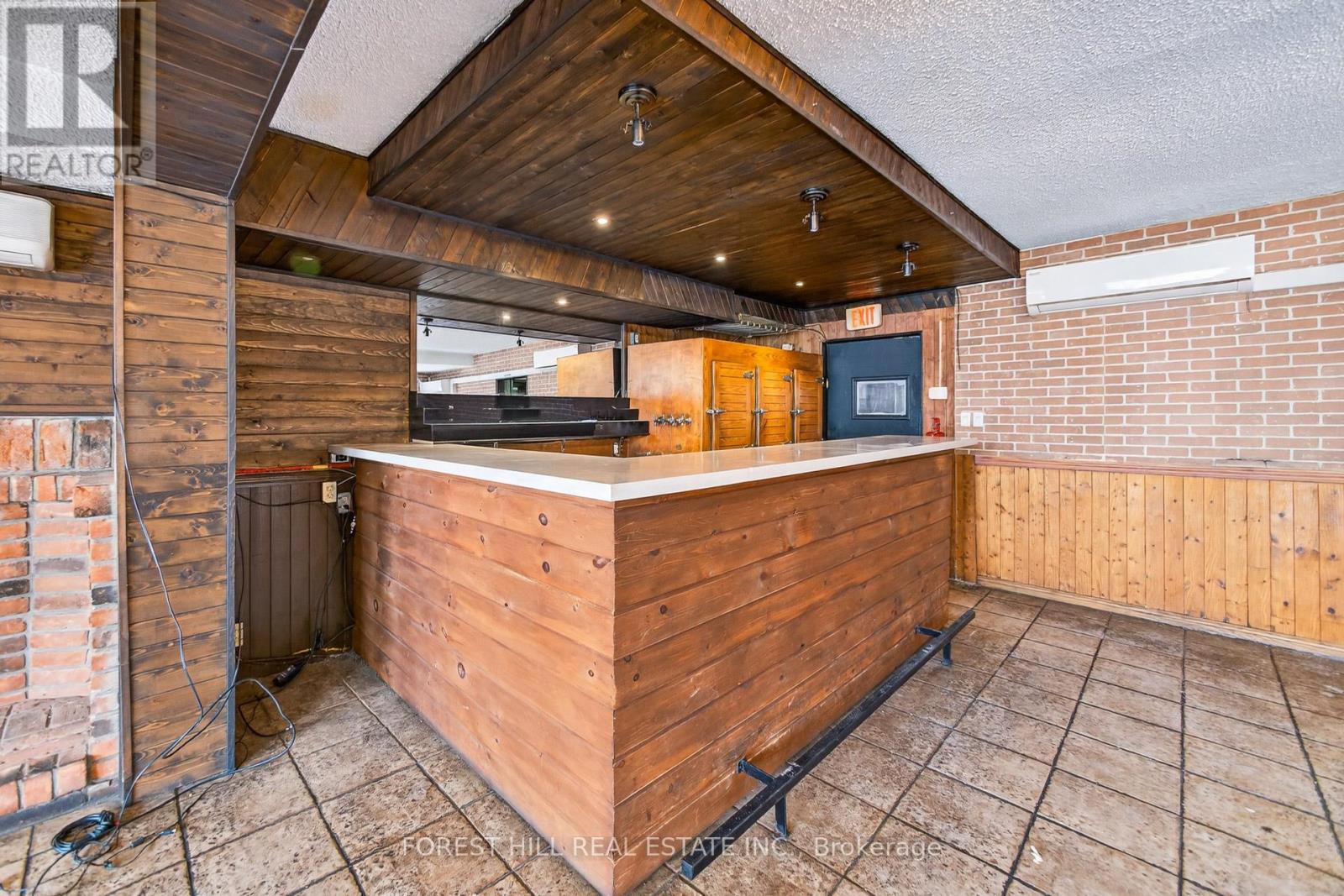 277 Queen Street S, Mississauga (Streetsville), Ontario  L5M 1L9 - Photo 13 - W12892426