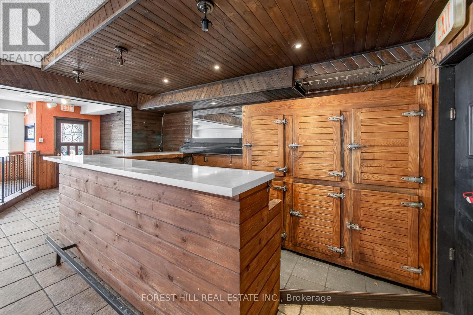 277 Queen Street S, Mississauga (Streetsville), Ontario  L5M 1L9 - Photo 14 - W12892426