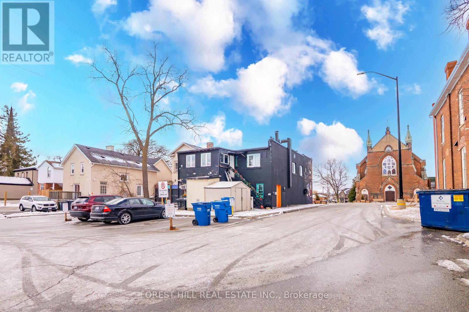 277 Queen Street S, Mississauga (Streetsville), Ontario  L5M 1L9 - Photo 24 - W12892426