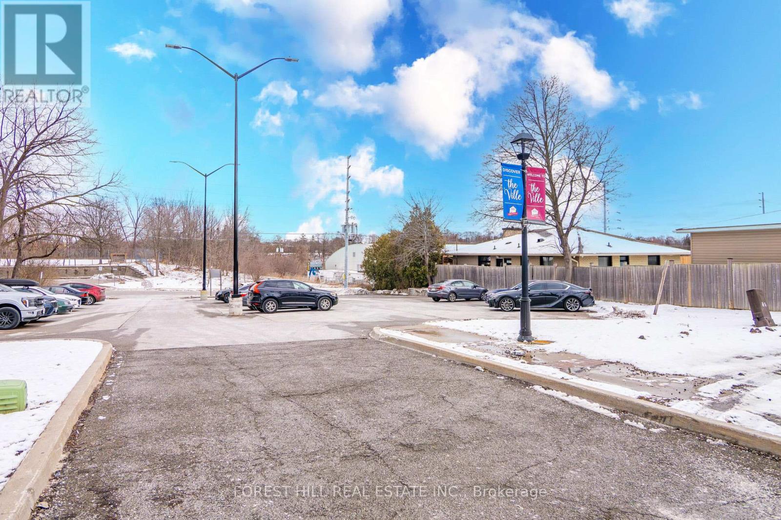 277 Queen Street S, Mississauga (Streetsville), Ontario  L5M 1L9 - Photo 25 - W12892426