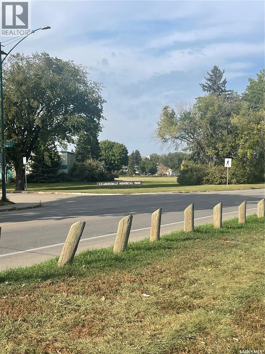 1551 Spadina Crescent E, Saskatoon, Saskatchewan  S7K 3J3 - Photo 8 - SK030659