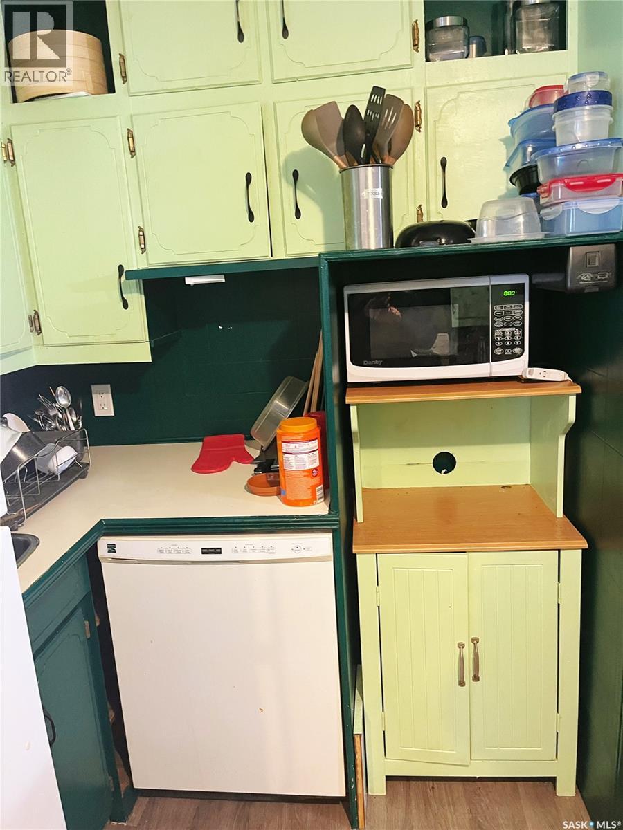 453 Vancouver Avenue S, Saskatoon, Saskatchewan  S7M 3N3 - Photo 4 - SK030130