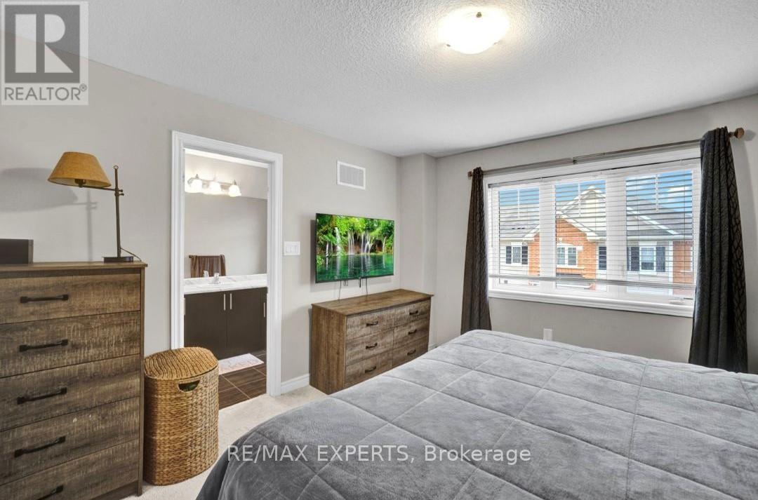 15 Rapids Lane, Hamilton (Vincent), Ontario  L8K 0A3 - Photo 22 - X12892354