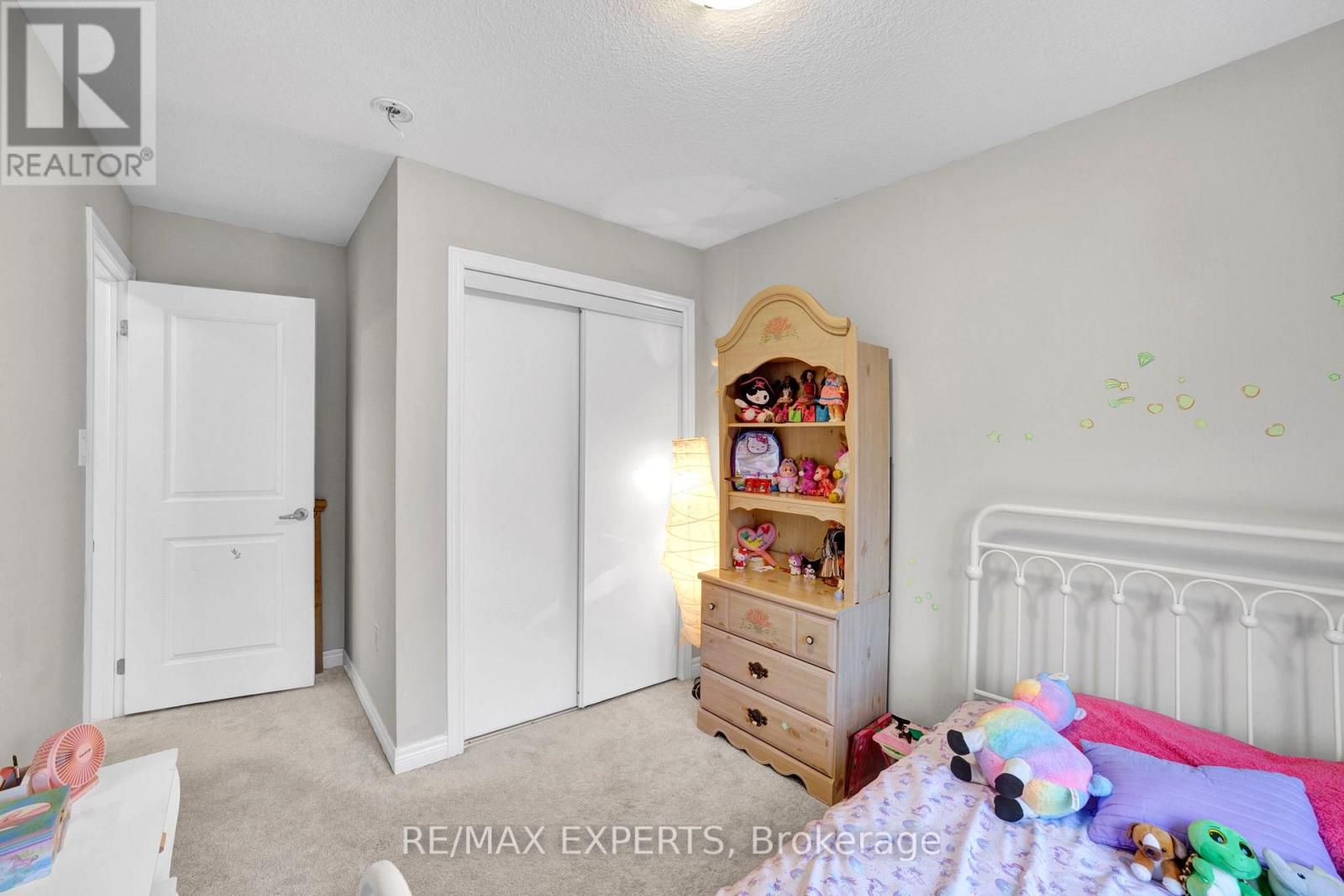 15 Rapids Lane, Hamilton (Vincent), Ontario  L8K 0A3 - Photo 29 - X12892354