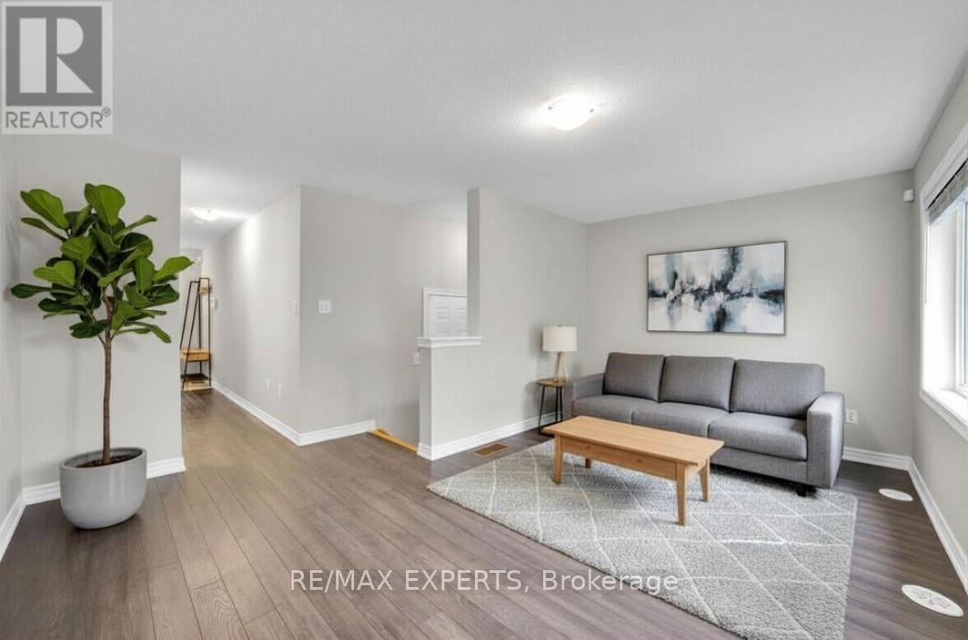 15 Rapids Lane, Hamilton (Vincent), Ontario  L8K 0A3 - Photo 3 - X12892354