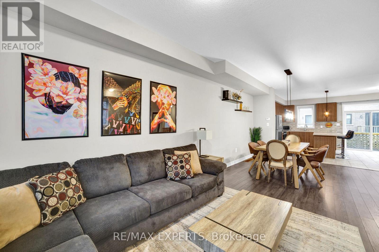 15 Rapids Lane, Hamilton (Vincent), Ontario  L8K 0A3 - Photo 7 - X12892354