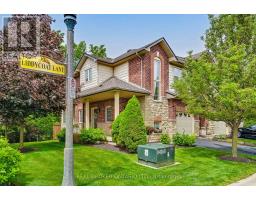 5 LIDDYCOAT LANE, Hamilton, Ontario