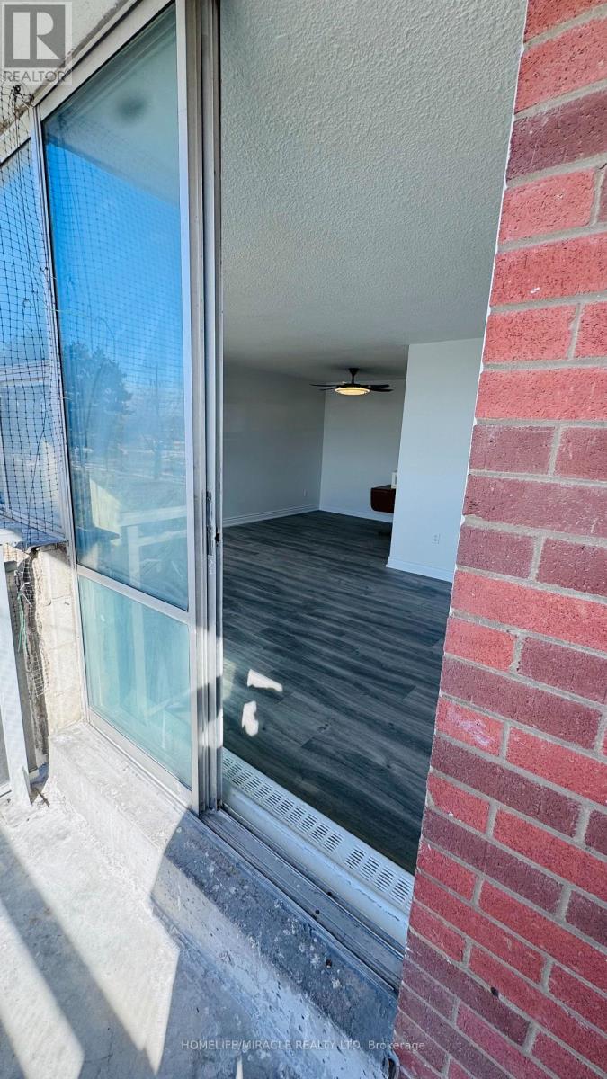 307 - 2645 Kipling Avenue, Toronto (Mount Olive-Silverstone-Jamestown), Ontario  M9V 3S6 - Photo 10 - W12891590