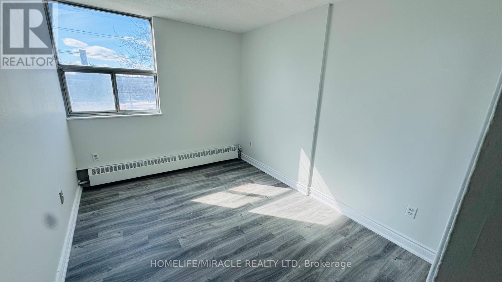 307 - 2645 Kipling Avenue, Toronto (Mount Olive-Silverstone-Jamestown), Ontario  M9V 3S6 - Photo 17 - W12891590