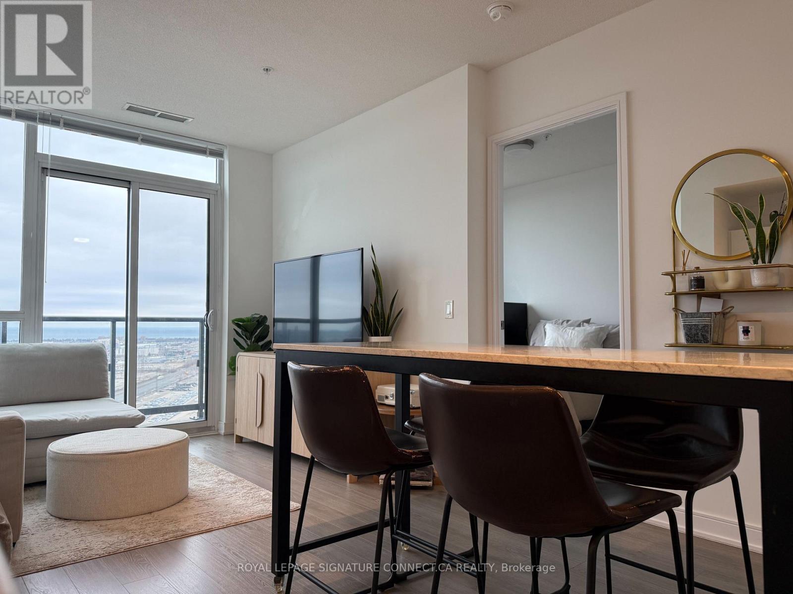 2808 - 20 Thomas Riley Road, Toronto, Ontario  M9B 0C3 - Photo 9 - W12890968