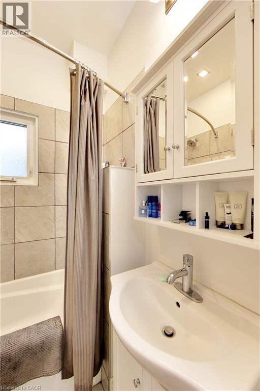 122 Forsyth Street Unit# East #1, Sarnia, Ontario  N7T 6C3 - Photo 4 - 40812881