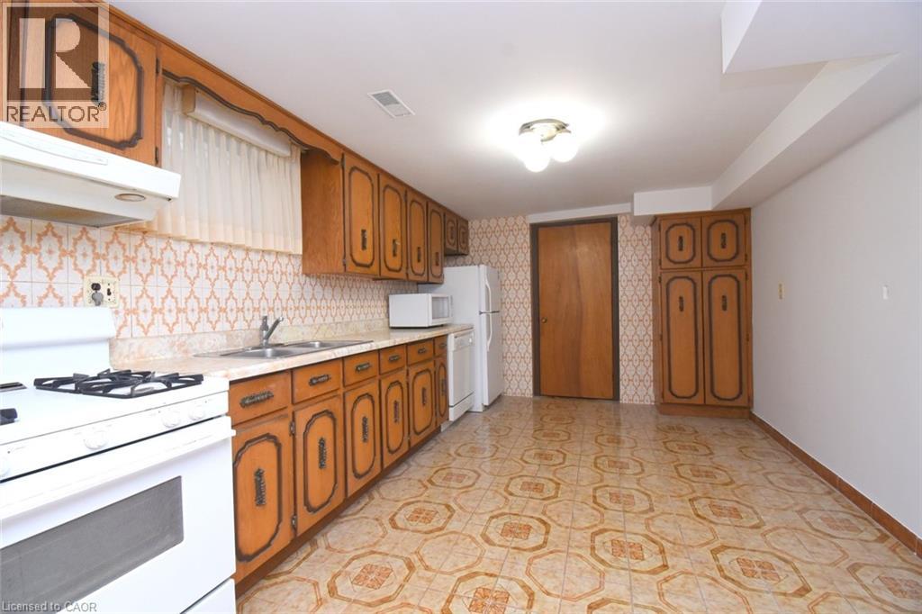 36 Glassco Avenue N, Hamilton, Ontario  L8H 5Z6 - Photo 32 - 40812839