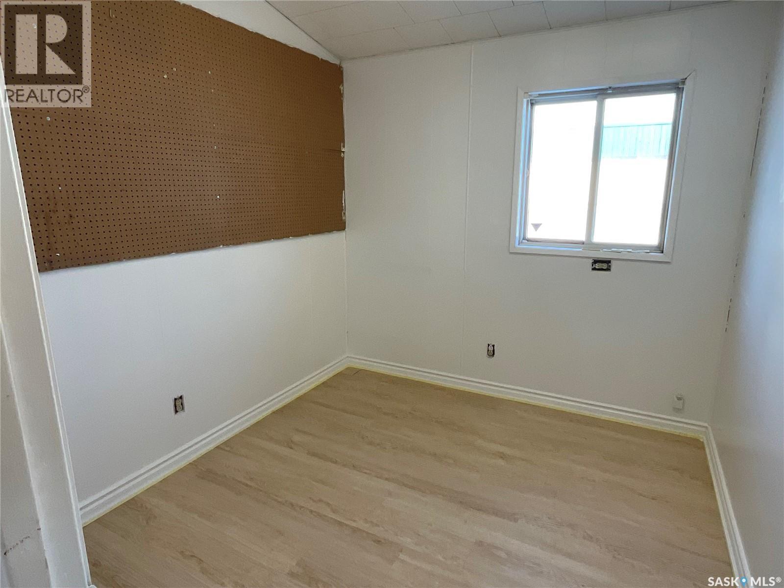 200 1st Street S, Wakaw, Saskatchewan  S0K 4P0 - Photo 9 - SK030188