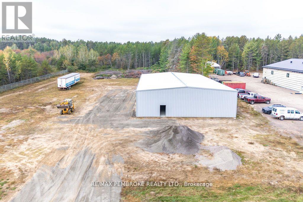 99 Industrial Avenue, Petawawa, Ontario  K8H 2W8 - Photo 20 - X12891116