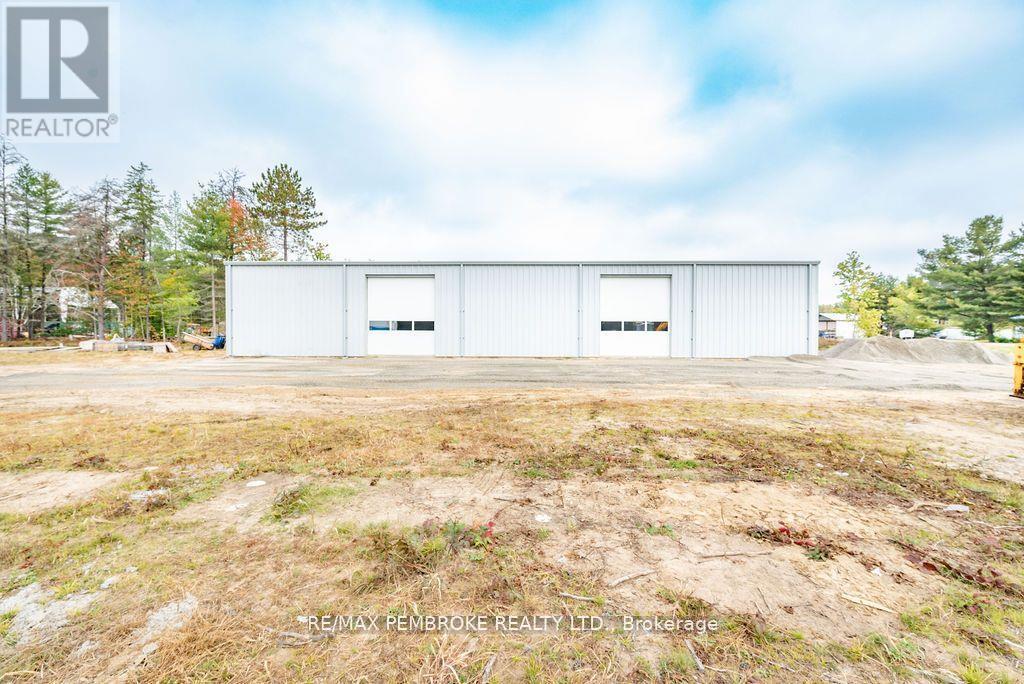 99 Industrial Avenue, Petawawa, Ontario  K8H 2W8 - Photo 25 - X12891116