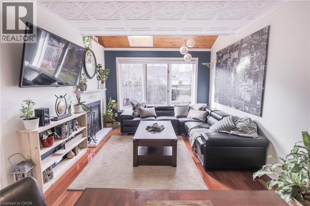 11 Tomahawk Drive, Grimsby, Ontario  L3M 5G4 - Photo 6 - 40811786