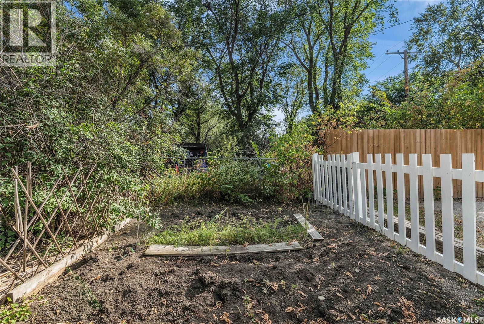 2272 Montague Street, Regina, Saskatchewan  S4T 3K3 - Photo 44 - SK030572