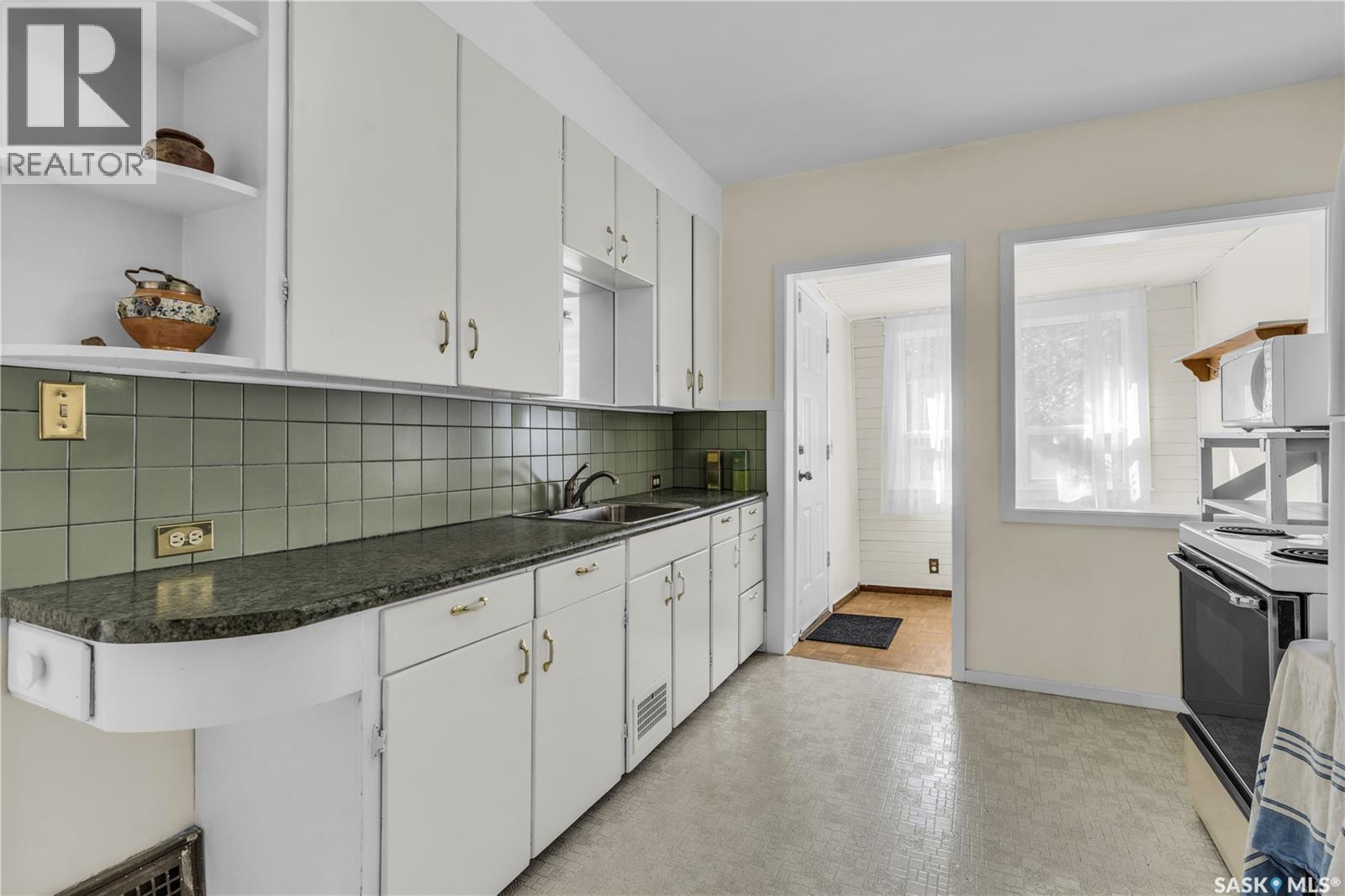 2272 Montague Street, Regina, Saskatchewan  S4T 3K3 - Photo 19 - SK030572