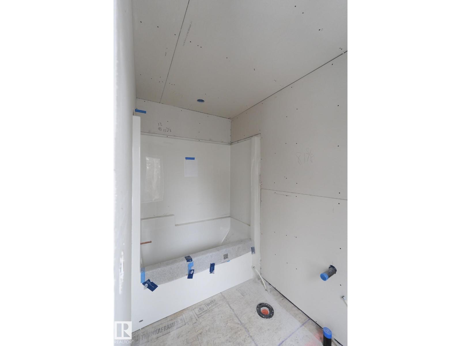 10352/10354 147 St Nw Nw, Edmonton, Alberta  T5N 3C3 - Photo 8 - E4477391