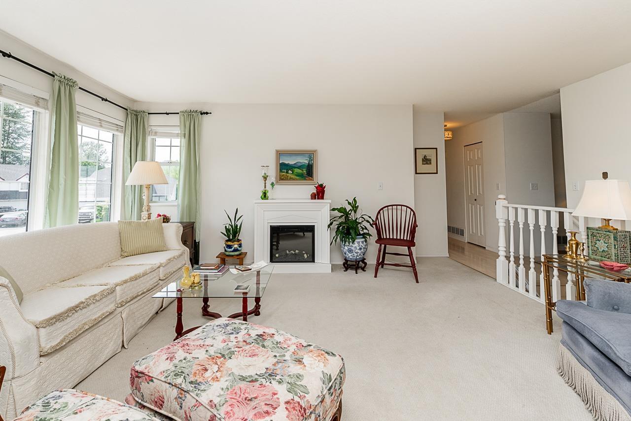 7652 Sapphire Drive, Sardis West Vedder, Chilliwack, British Columbia  V2R 3A7 - Photo 6 - R3095215