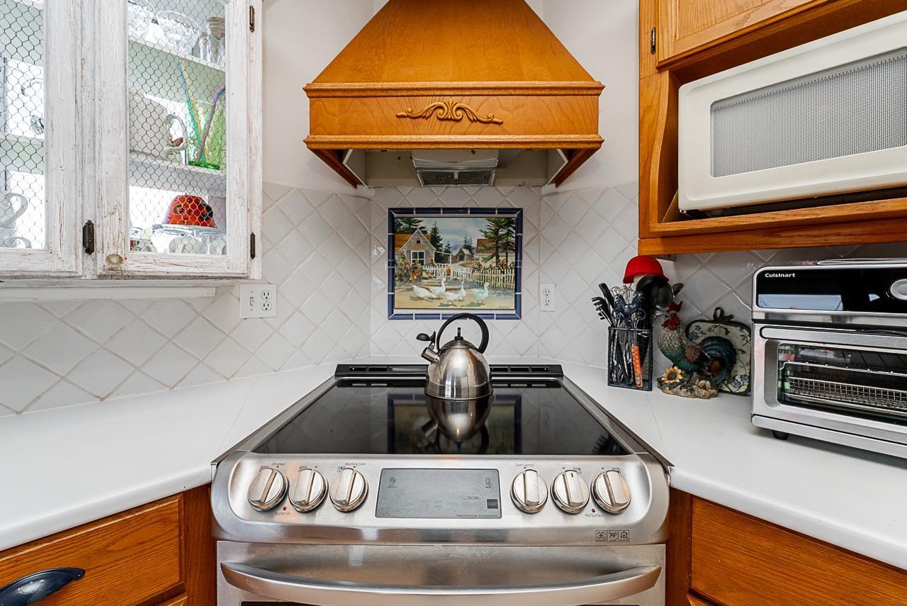 7652 Sapphire Drive, Sardis West Vedder, Chilliwack, British Columbia  V2R 3A7 - Photo 13 - R3095215