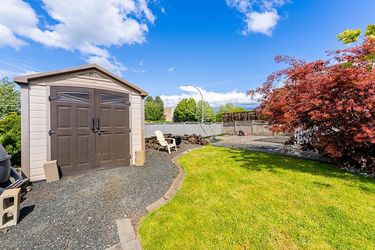 7652 Sapphire Drive, Sardis West Vedder, Chilliwack, British Columbia  V2R 3A7 - Photo 32 - R3095215