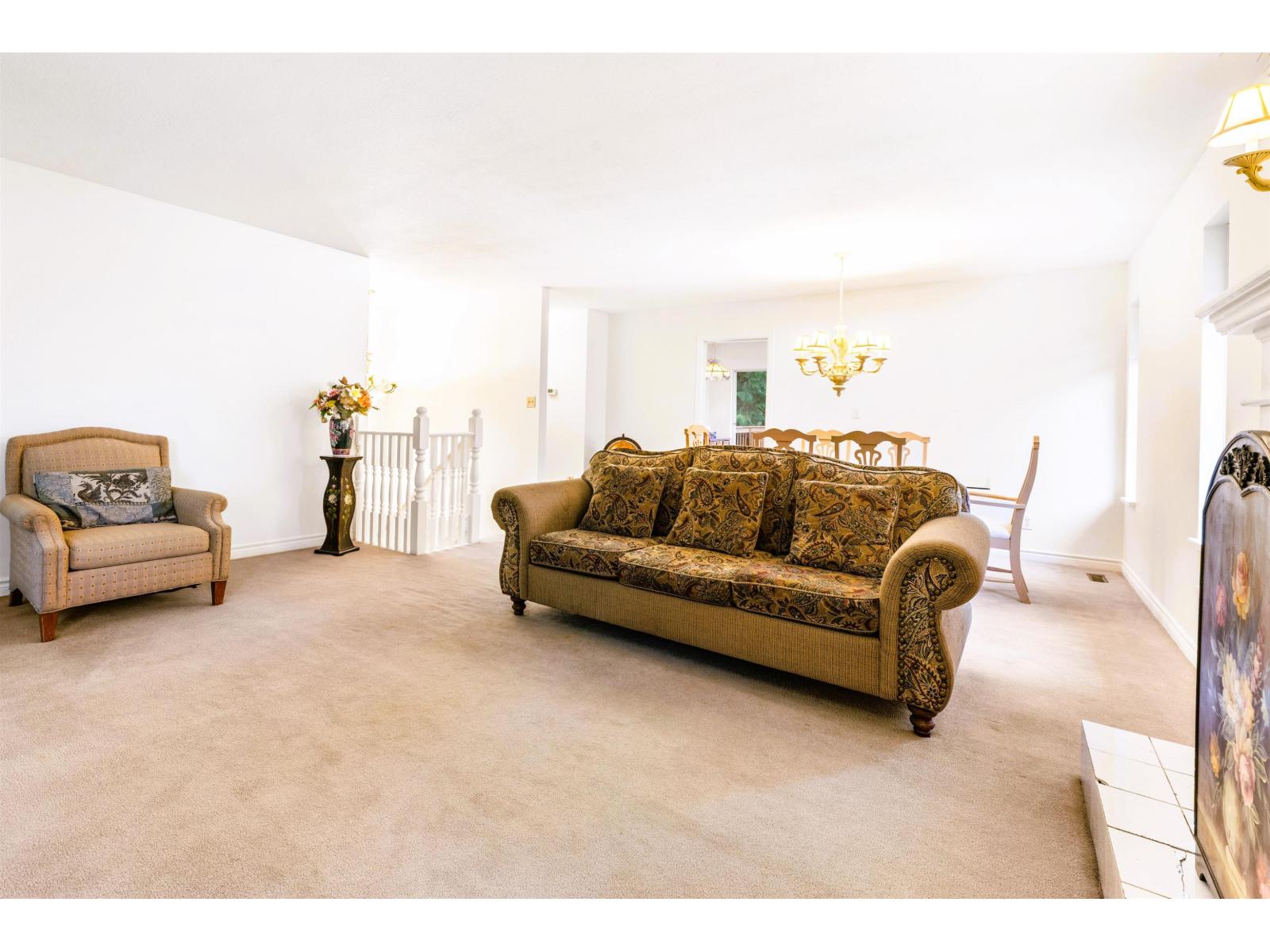 11077 154 Street, Surrey, British Columbia  V3R 6V7 - Photo 7 - R3091518