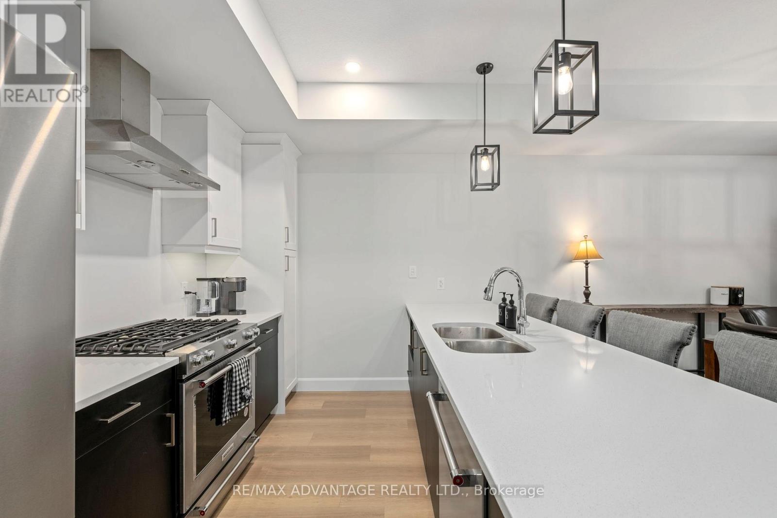 231 Bowman Drive, Middlesex Centre (Ilderton), Ontario  N0M 2A0 - Photo 10 - X12892624