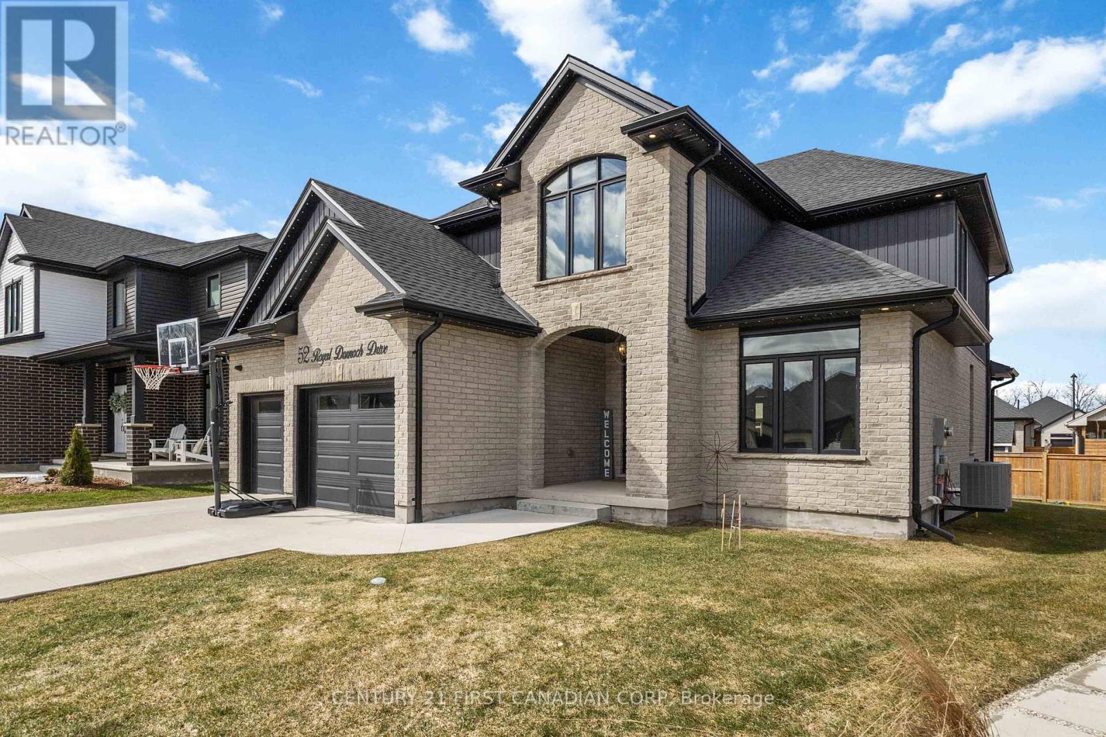 52 Royal Dornoch Drive, St. Thomas, Ontario  N5R 0K3 - Photo 2 - X12892670