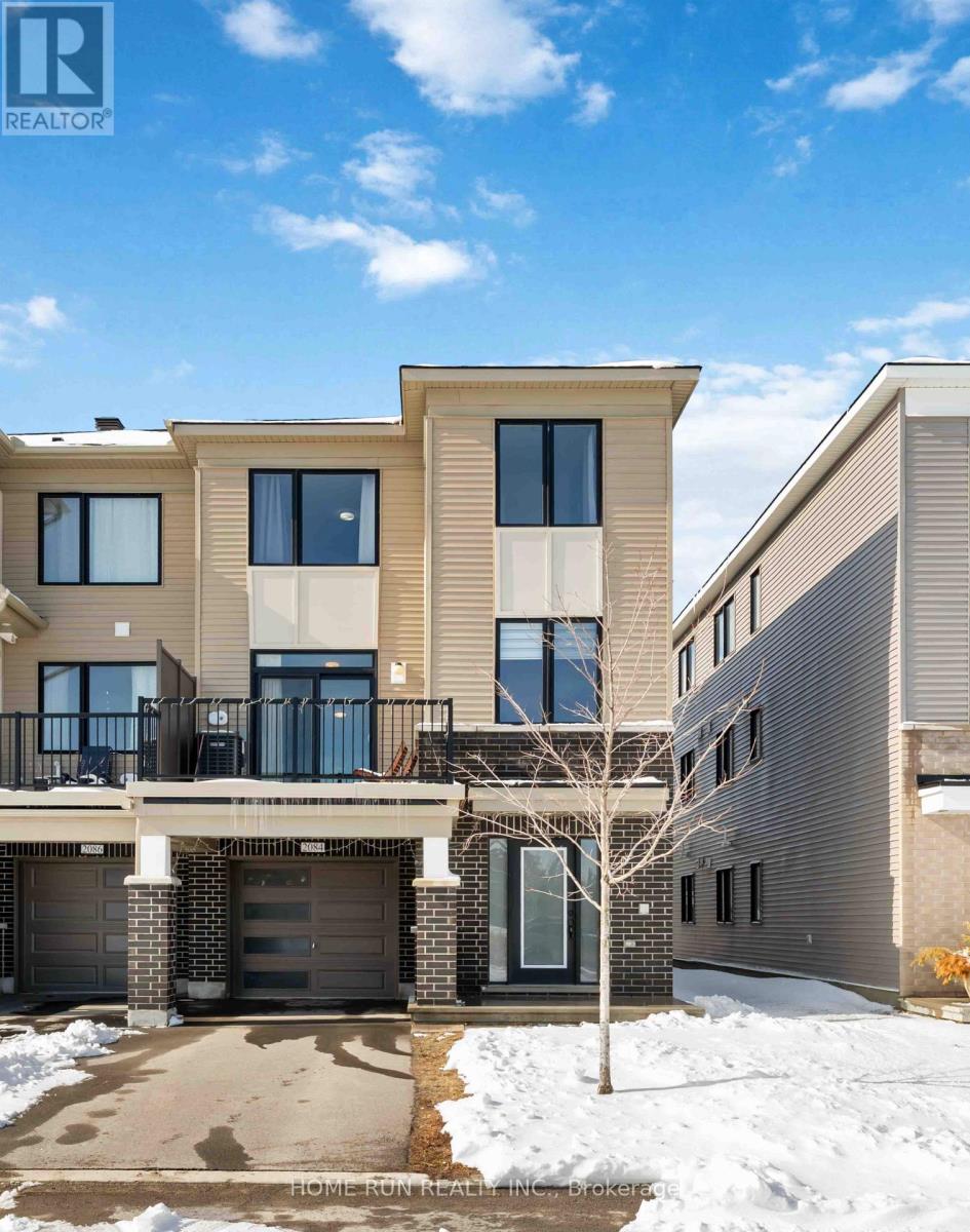 2084 LEINSTER CIRCLE, Ottawa, Ontario