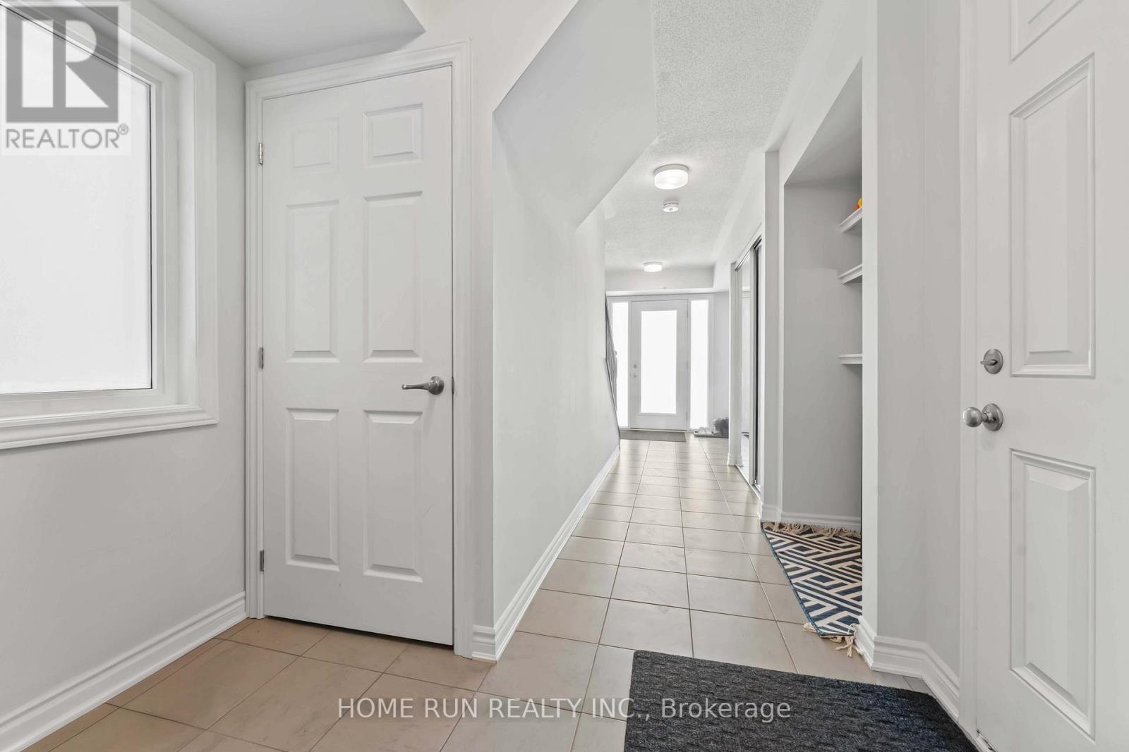 2084 Leinster Circle, Ottawa, Ontario  K2S 2Z5 - Photo 4 - X12892502