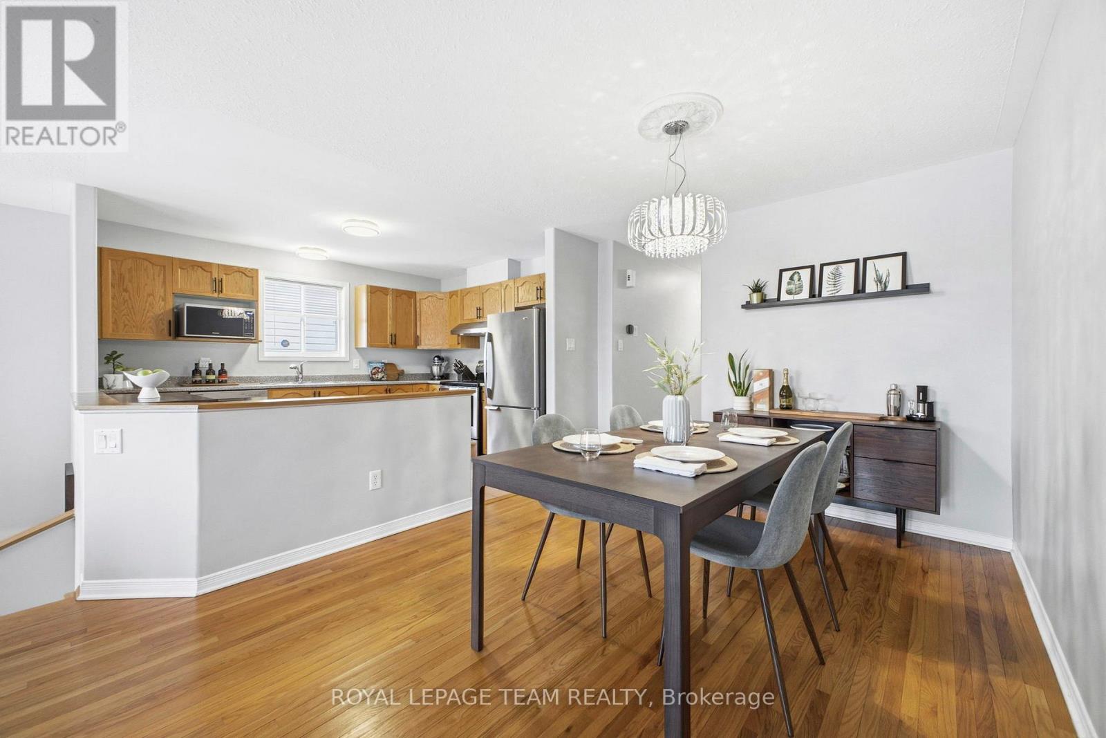 85 Splinter Crescent, Ottawa, Ontario  K2B 1B3 - Photo 10 - X12892690