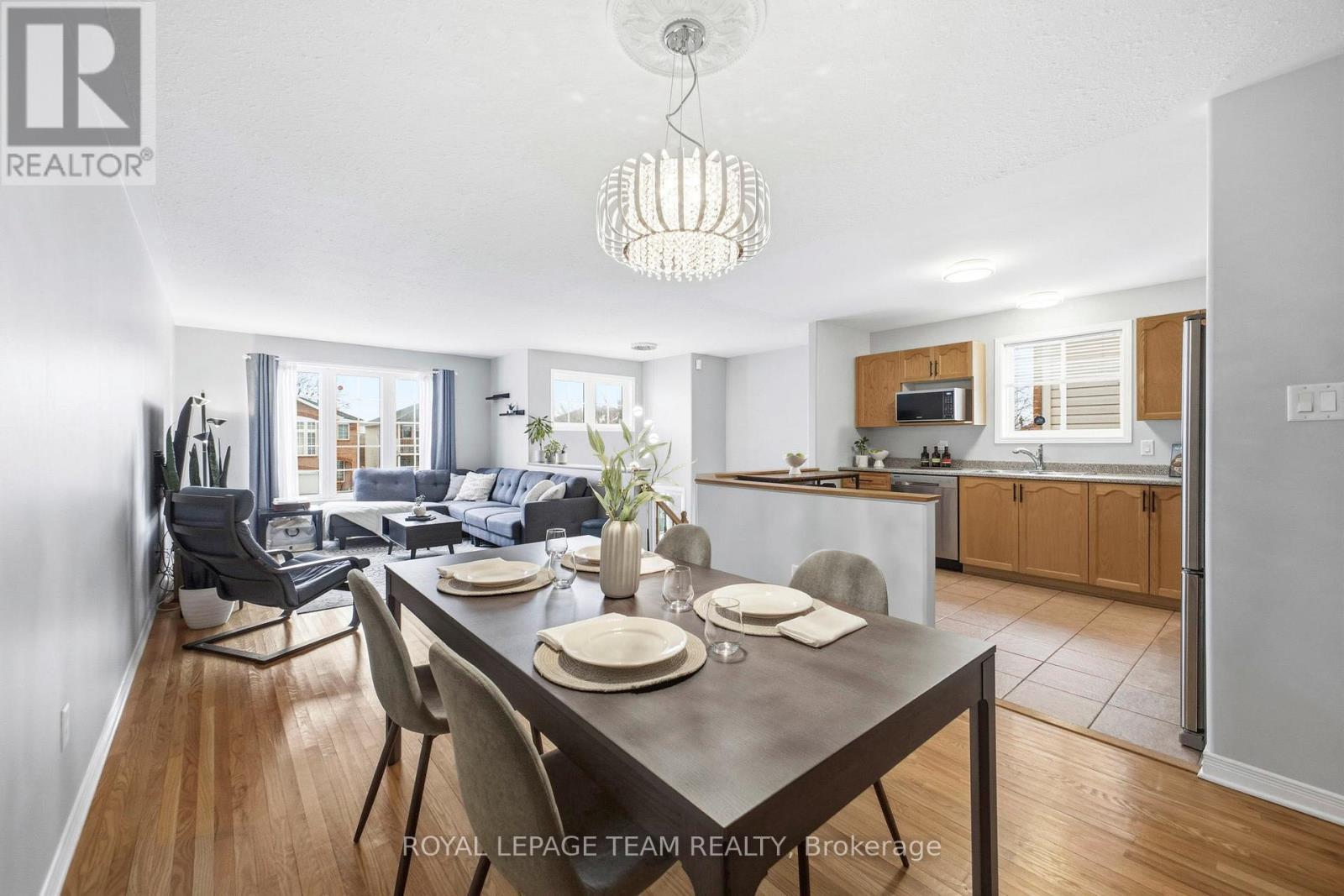 85 Splinter Crescent, Ottawa, Ontario  K2B 1B3 - Photo 11 - X12892690