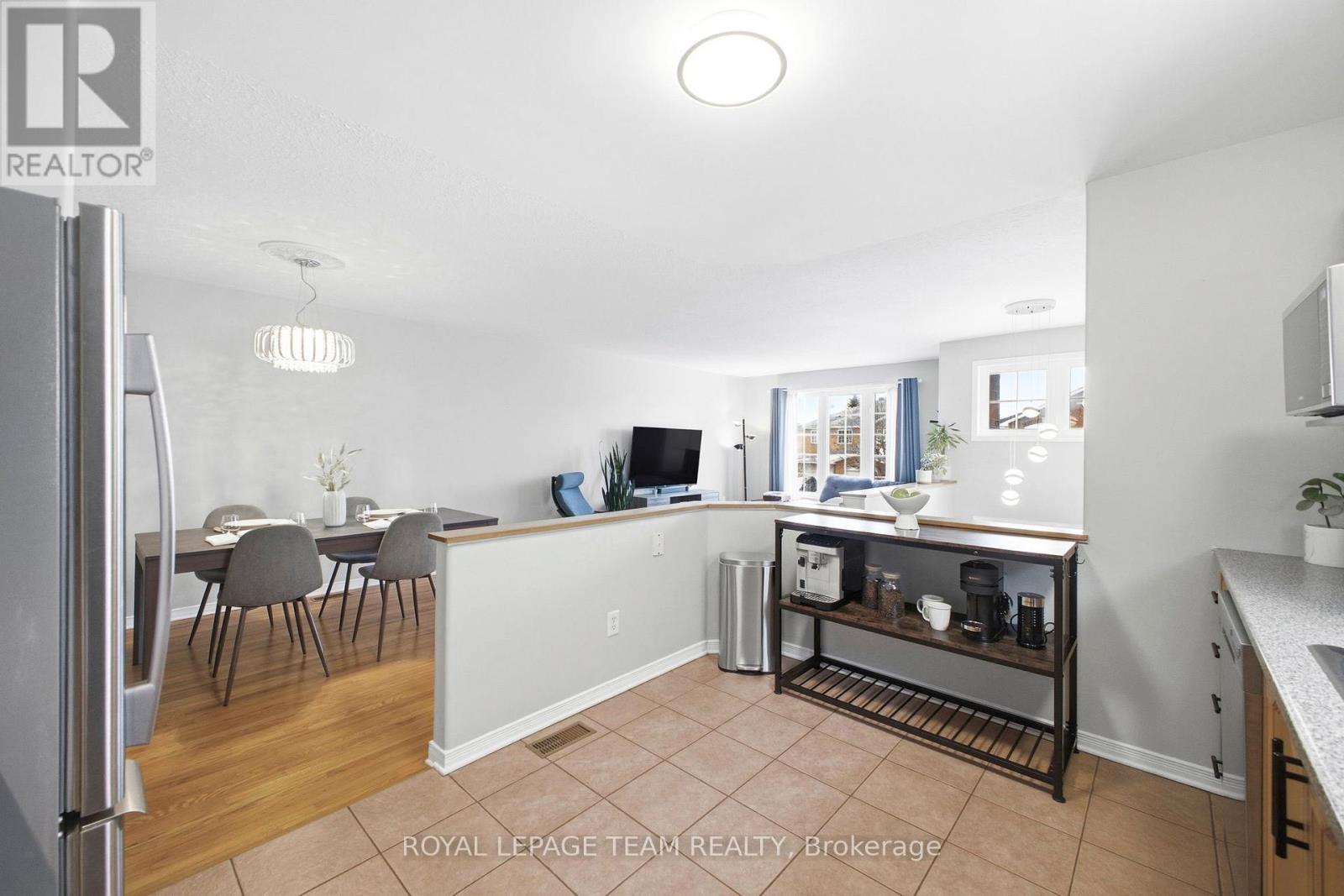 85 Splinter Crescent, Ottawa, Ontario  K2B 1B3 - Photo 14 - X12892690