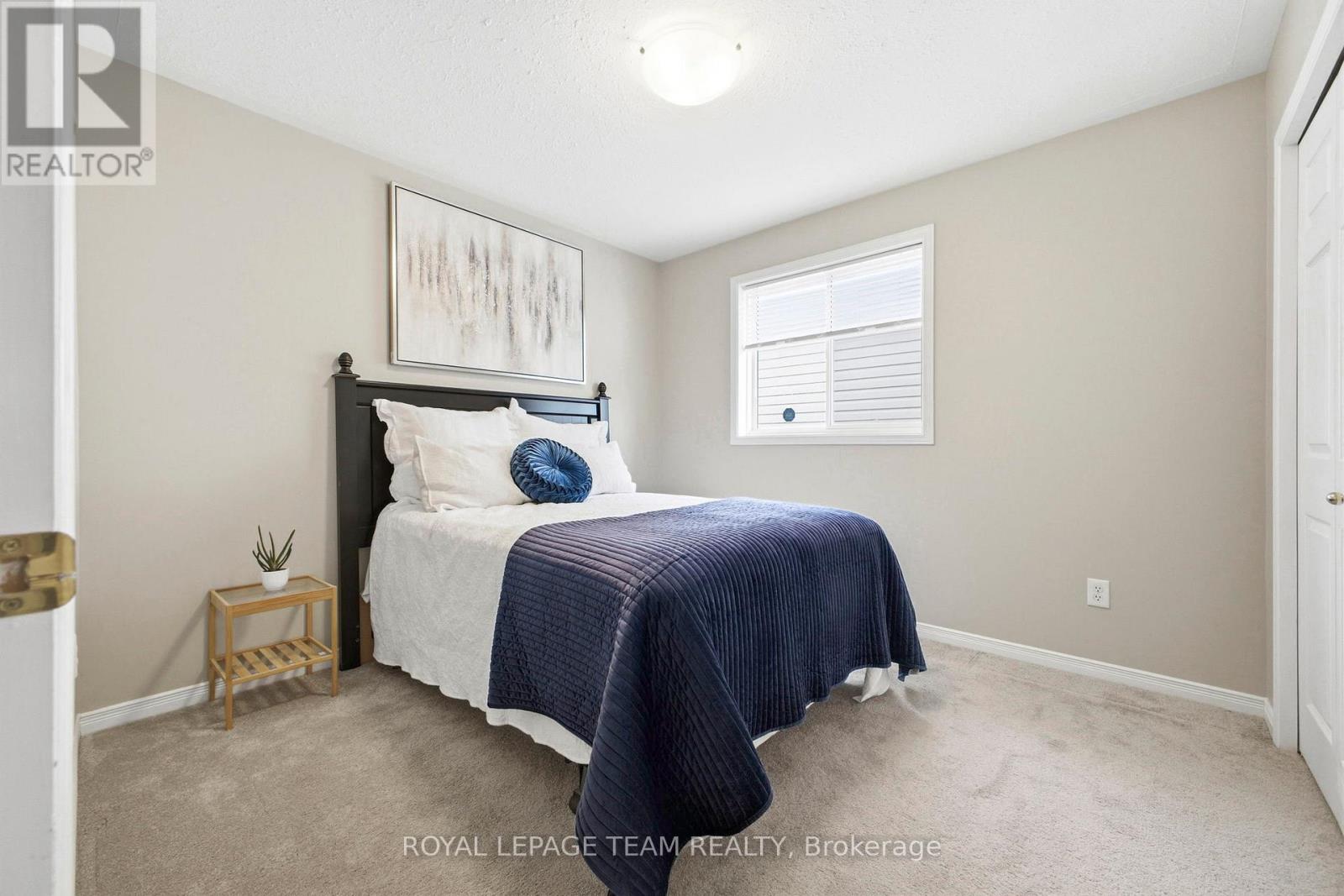 85 Splinter Crescent, Ottawa, Ontario  K2B 1B3 - Photo 17 - X12892690