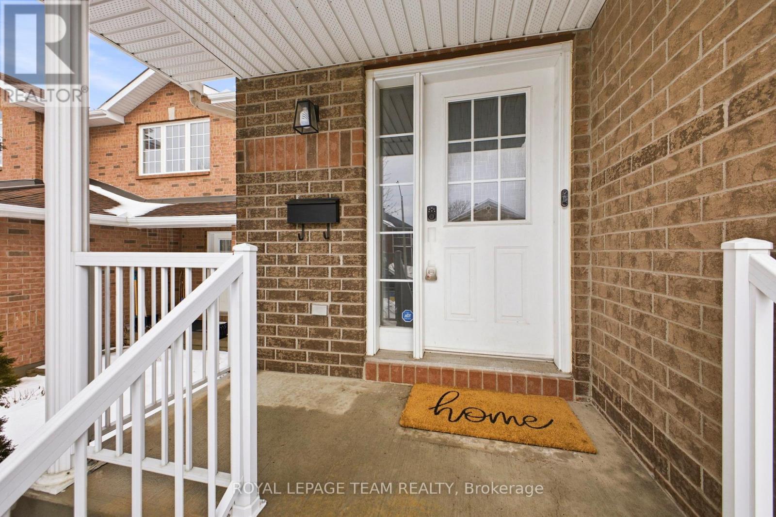 85 Splinter Crescent, Ottawa, Ontario  K2B 1B3 - Photo 2 - X12892690