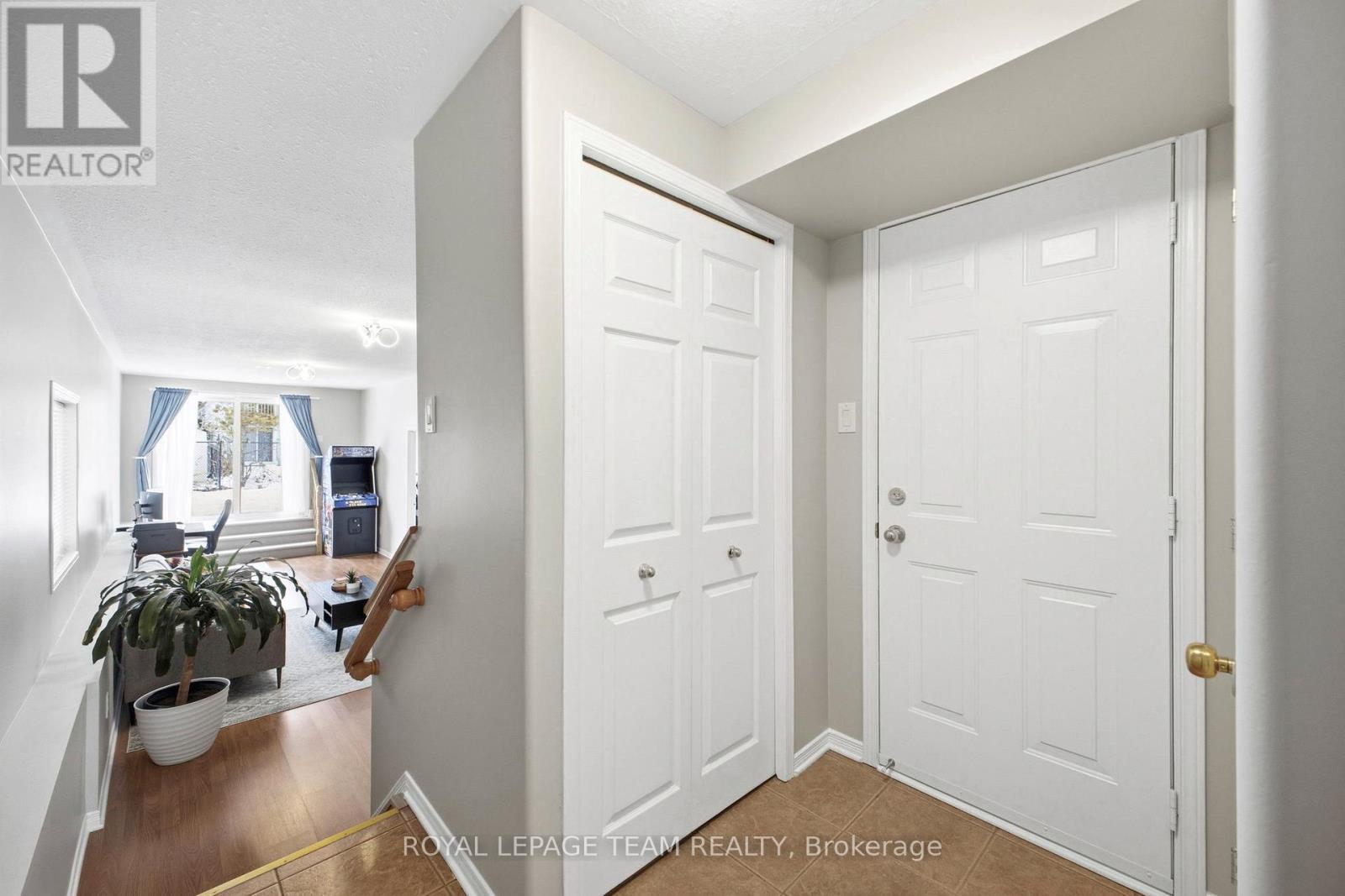 85 Splinter Crescent, Ottawa, Ontario  K2B 1B3 - Photo 35 - X12892690