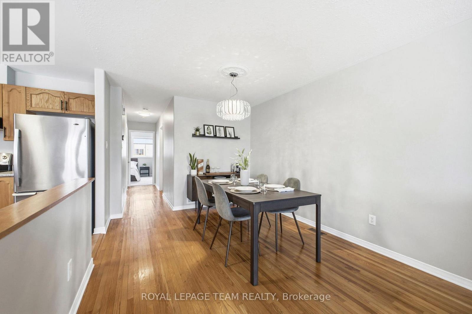 85 Splinter Crescent, Ottawa, Ontario  K2B 1B3 - Photo 9 - X12892690