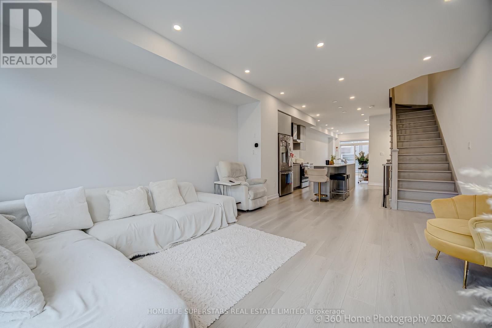 40 Akil Thomas Gardens, Toronto (Bendale), Ontario  M1P 0G3 - Photo 18 - E12886866