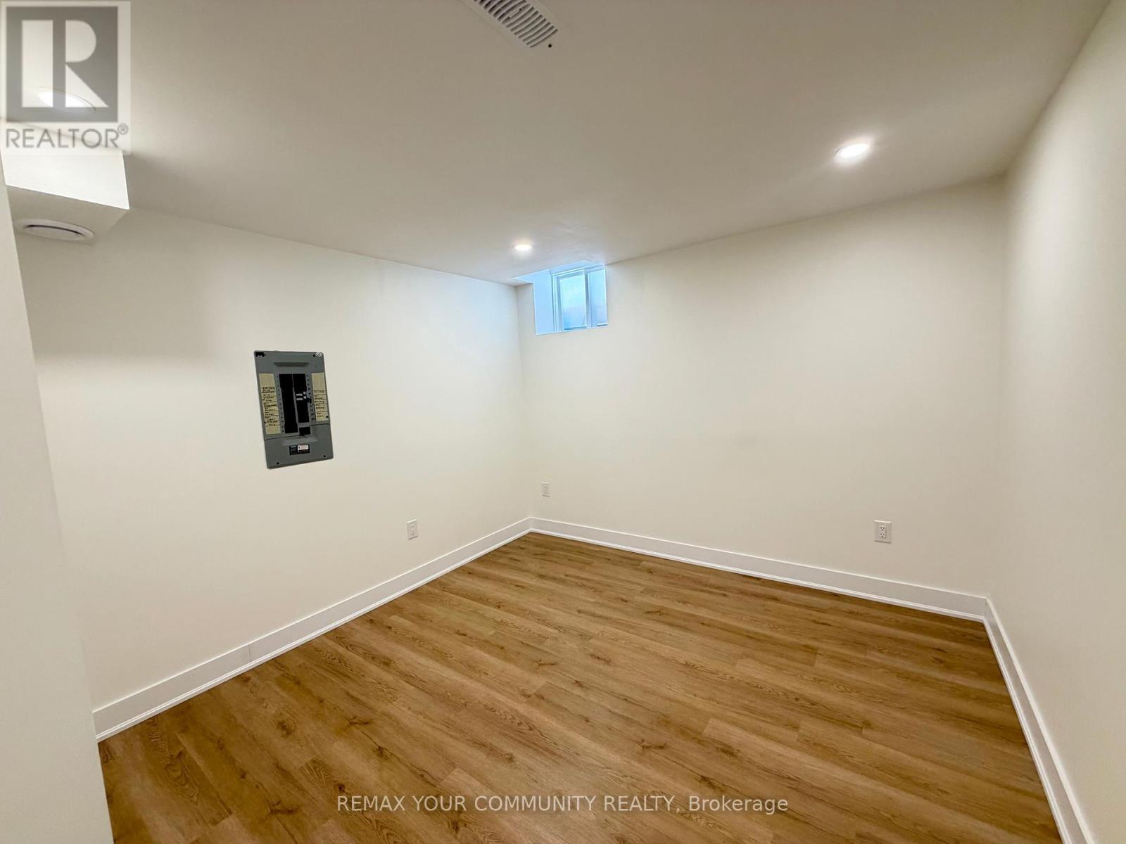 Bsmt - 22 Stanton Avenue, Vaughan (Vellore Village), Ontario  L4H 0V5 - Photo 11 - N12847880