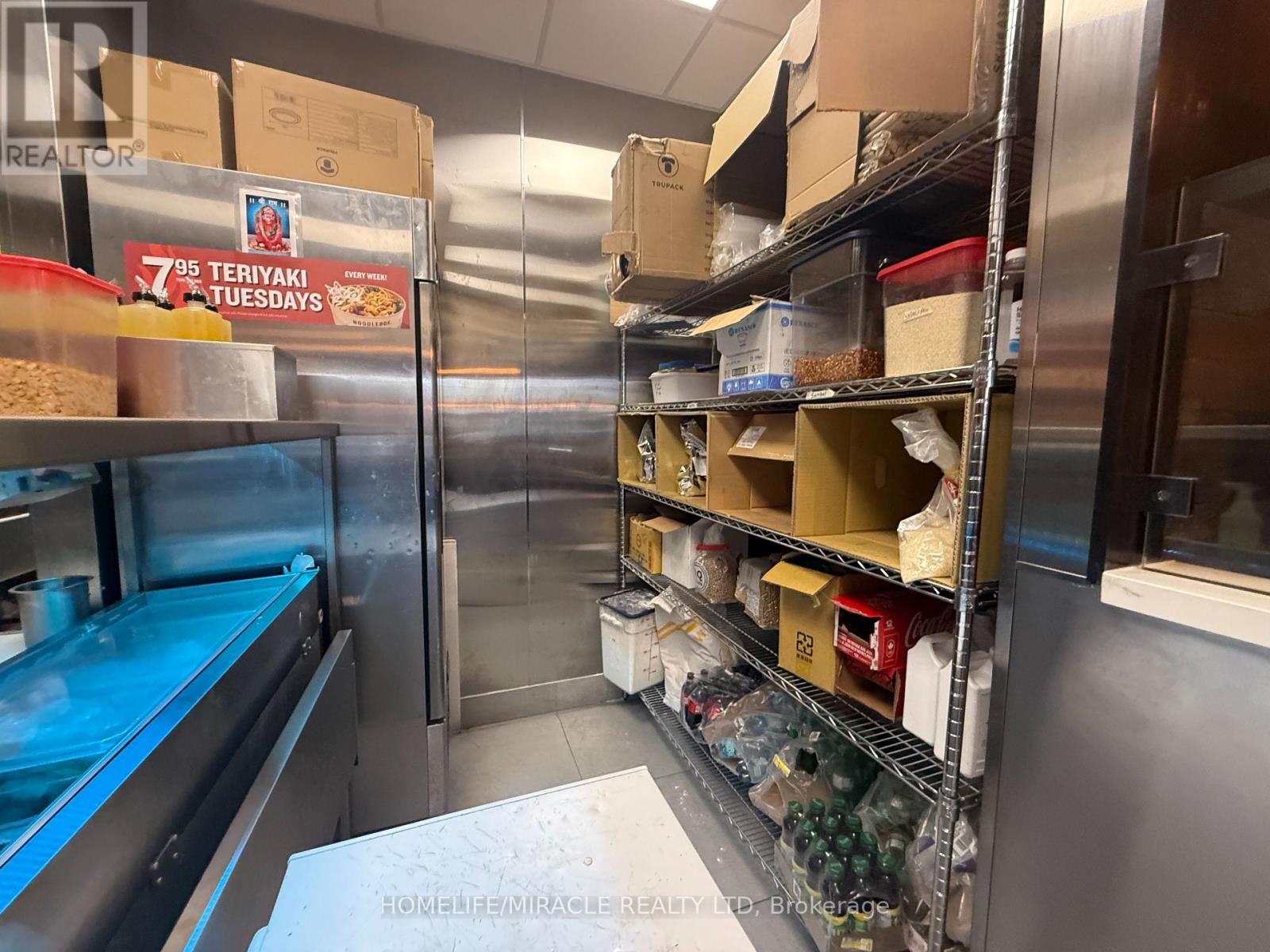 6 - 1860 Major Mackenzie Drive W, Vaughan, Ontario  L6A 4R9 - Photo 6 - N12892104